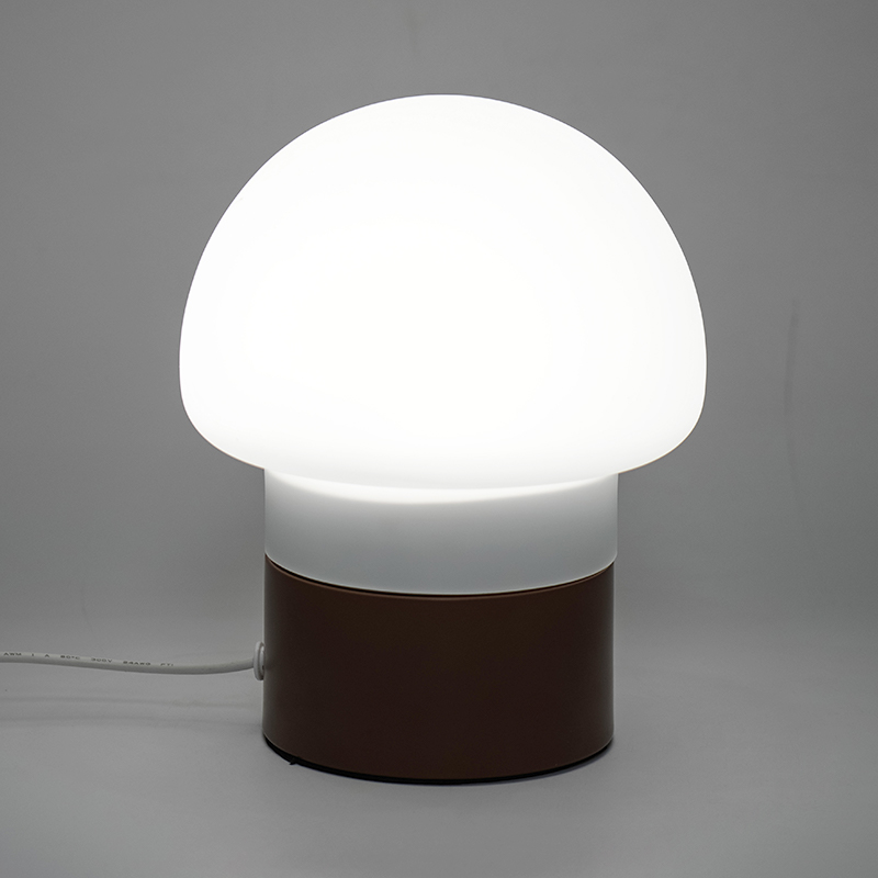 Lampa stołowa z grzybami LED