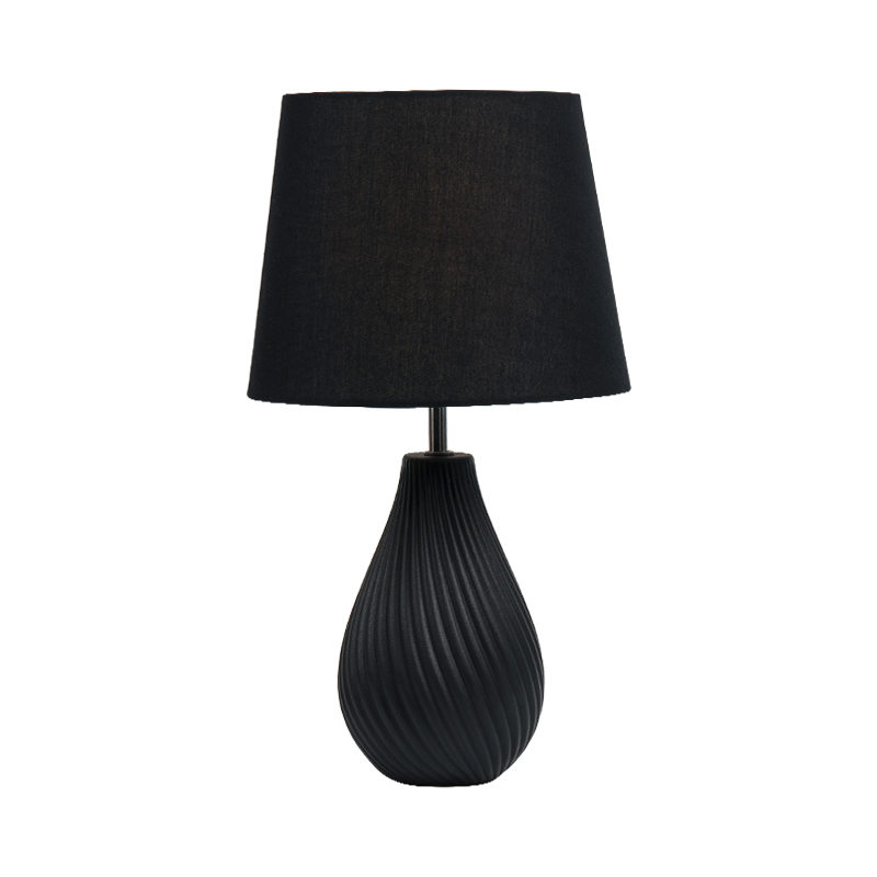 Prosta domowa sypialnia nocna lampa stołowa