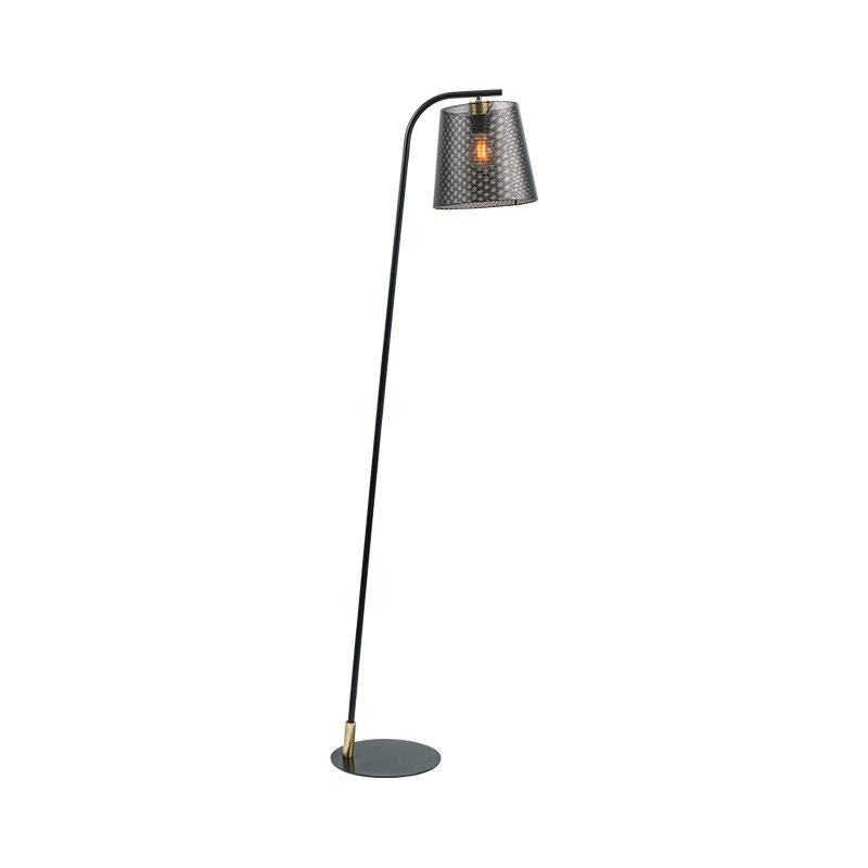 Metalowa atmosfera lampa podłogowa w sypialni