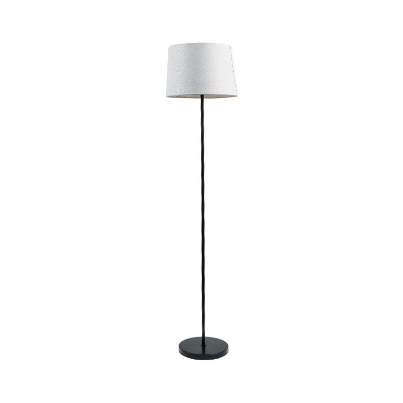 Lampa podłogowa o oświetleniu prostym biegunem