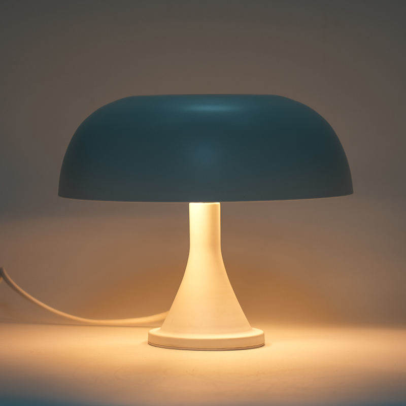 Dekoracyjna lampa stołowa grzybowa Homestay