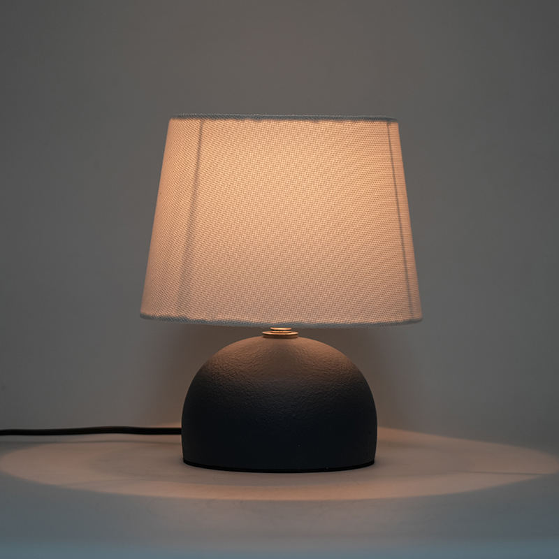 Mała prosta ceramiczna okrągła dolna lampa stołowa