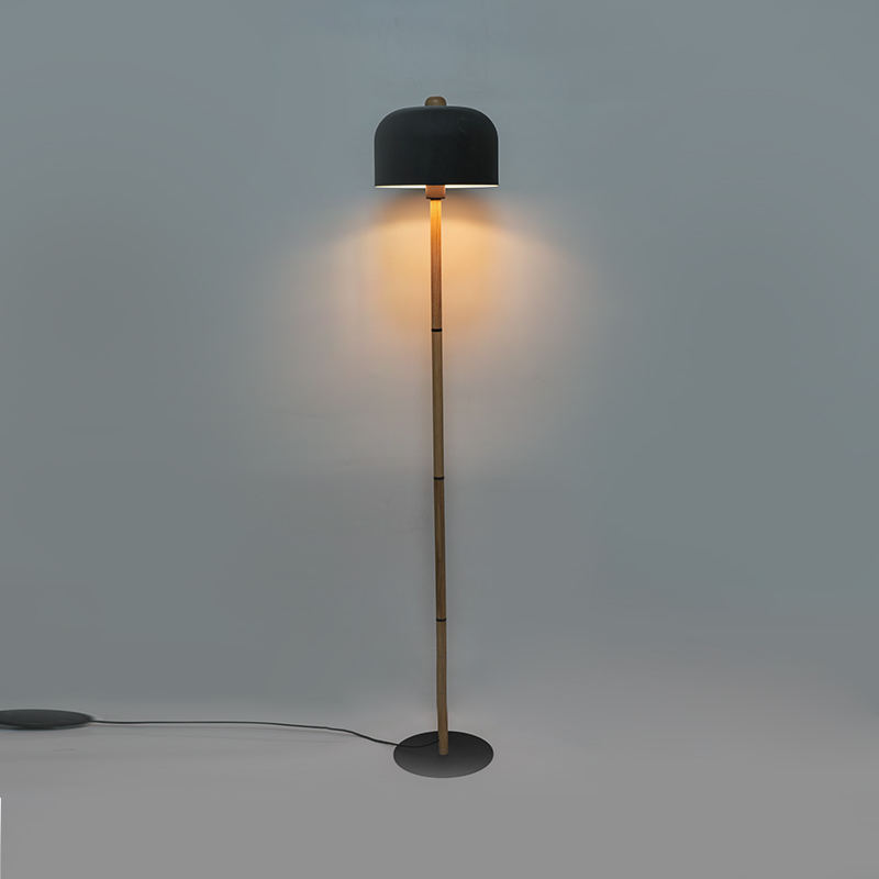 Lekka luksusowa minimalistyczna lampa podłogowa